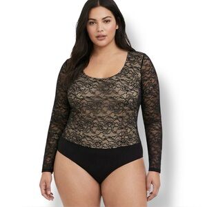 TORRID Body Suit Lined Front and Back Lace Overlay Sheer Lace Sleeves US Sz 3X